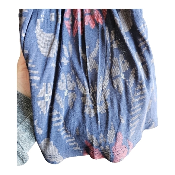 Lucky Brand Womens Blue Embroidered FLARE Sleeve Floral Blouse Sz Med Flirty - Picture 5 of 9